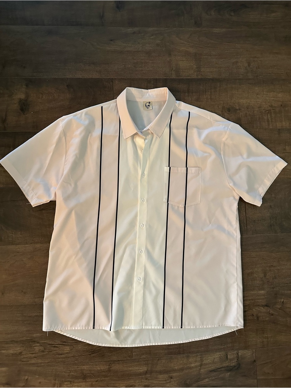 Men’s 2XL Button Down Vintage Style Shirt